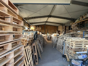 Vanzare platforma industriala. Centru de colectare deseuri reciclabile - imagine 9
