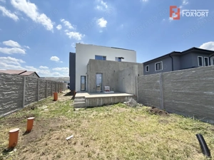 Duplex cu 3 camere si teren de 247 mp de vanzare in localitatea Sacalaz - imagine 2