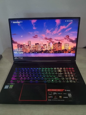 Laptop Gaming Msi Raider 9SG 