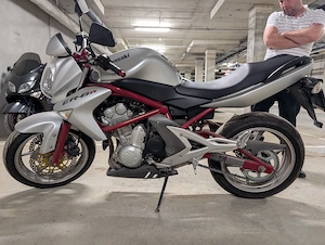 Kawasaki ER6N 650 2006 - imagine 3