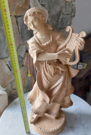 Sculptura in lemn de tei Femeie cu harpa lira 60 cm. inaltime