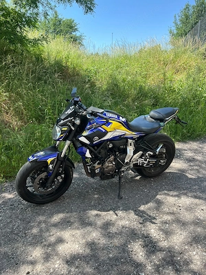 Yamaha MT-07 Valentino Rossi Special Edition A2 (Acte)
