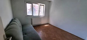 Canapea extensibila cu lada depozitare   Canapea ieftina living, chirie