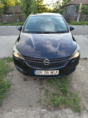 Vînd Opel astra 1.4 benzina 100 cp 2019  - imagine 5