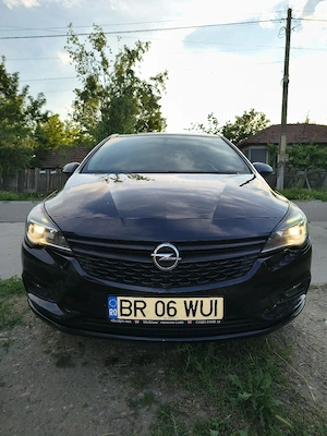 Vînd Opel astra 1.4 benzina 100 cp 2019  - imagine 2