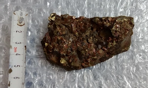 Calcopirita pirita cu limonit 8 cm.