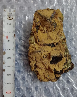 Calcopirita pirita cu limonit 8 cm.
