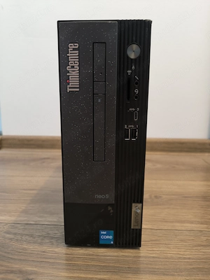 Vând calculator Lenovo..