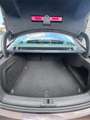 Audi A4 1.8 TFSI   2011   120 CP   Benzină   Manuală - imagine 5