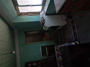 Vând casa cu 5camere în sat cîrja vaslui, teren 1900mp, apa trasa,curent, casa trebuie renovată,  - imagine 12