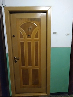 vand garsoniera