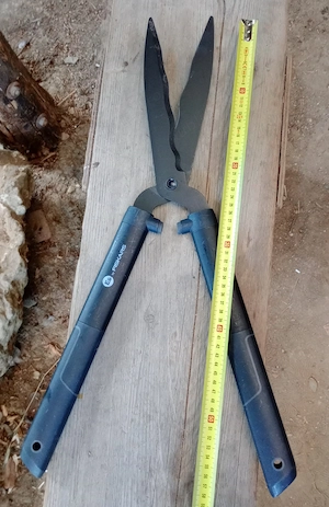 Foarfeca de tuns gard viu Fiskars SingleStep HS22 60 cm.