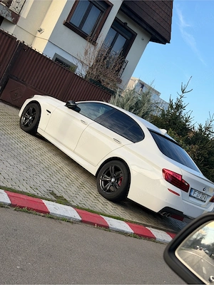 BMW 530d xDrive M Package   258 CP    2014 - imagine 2
