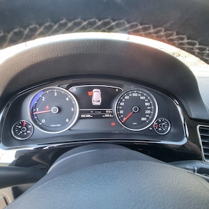 Volkswagen Touareg - imagine 6