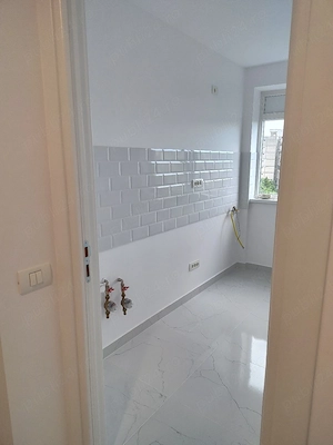 Vând apartament 2 camere, renovat, Aleea Compozitorilor  - imagine 2