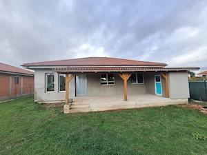 Vănd casa în Botiz - imagine 2