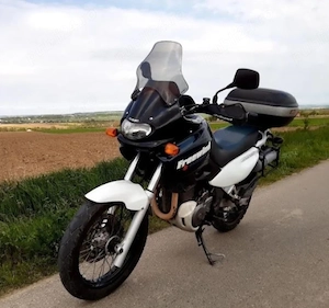 Vând Suzuki XF 650 Freewind  - imagine 2