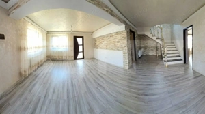 Casa cu 5 camere + garaj , situata in Valea Ursului - imagine 4