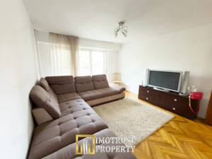 Apartament tip Samanta cu garaj de vânzare în zona Polivalentă
