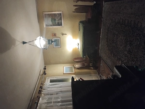 Vand sau schimb cu diferență apt 3c,cf1,dec,pe 2 părți