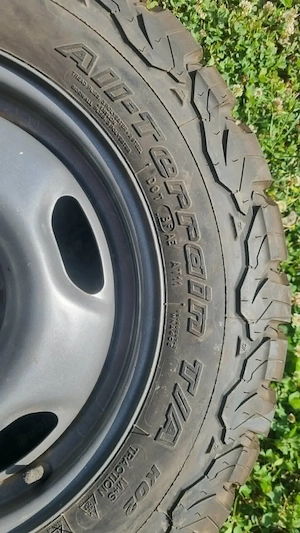  Roti BFGoodrich All-Terrain T/A KO2 215/65 R 16 - imagine 5