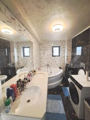 Casă spațioasă de vânzare în Ghimbav | 128 mp utili - imagine 9