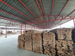 închiriez spațiu industrial 13917 m2 cu 3 hale, depozite acoperite, birouri și platformă betonată - imagine 9
