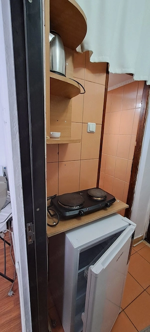 Ofer spre închiriere garsonieră  în Slatina  - imagine 4