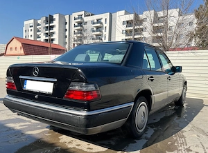 Mercedes-Benz W124 - imagine 6