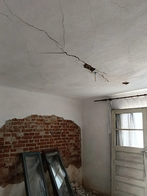  22000euro-casă cu renovare începută,sau teren ptr construcție nouă.. Negociabil  - imagine 10