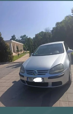 Vând golf 5 