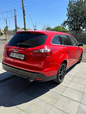Vând Ford Focus 