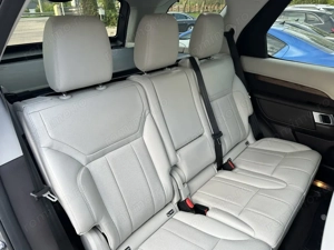 Land rover Discovery - imagine 3