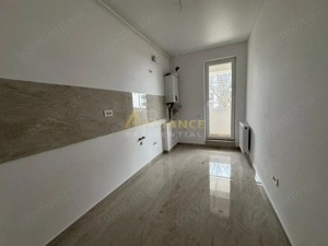 Apartament 2 Cam de Vanzare | Decomandat | Strada Solstitiului | - imagine 5