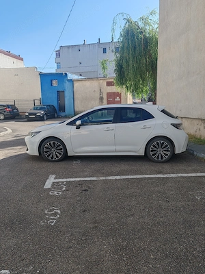 Toyota Corolla Hybrid  - imagine 4