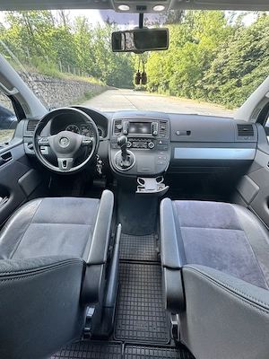 VW Multivan, TVA deductibil, 4x4, automat, dotari FULL, KM reali - imagine 4