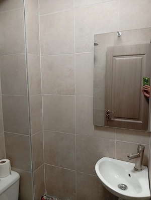 Vand apartament renovat, in zona tomis nord  - imagine 7