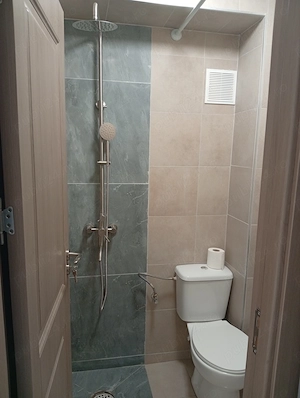Vand apartament renovat, in zona tomis nord  - imagine 6