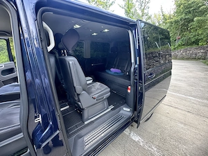 VW Multivan, TVA deductibil, 4x4, automat, dotari FULL, KM reali - imagine 8