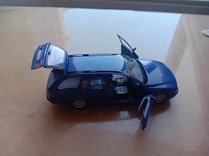 Macheta metal Schuco BMW 528i E39 5er Touring Germania