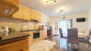 Apartament 3 camere cu 2 locuri parcare si boxa
