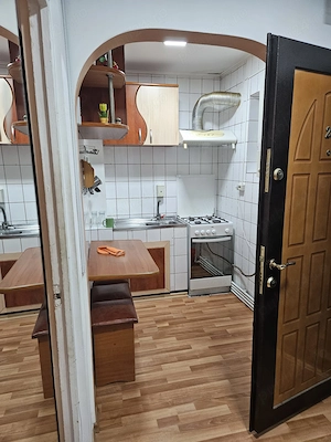 Apartament cu 2 camere de vanzare Razboieni - imagine 3