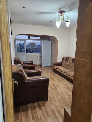 Apartament cu 2 camere de vanzare Razboieni - imagine 2