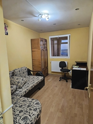 Apartament cu 2 camere de vanzare Razboieni - imagine 4