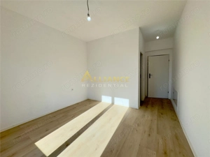 10 Minute Metrou | Str. Aviatorilor | Casa Individuala | 4 camere 2 bai | 330 mp - imagine 6