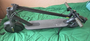 Trotinetă electrică Xiaomi Mijia 365 PRO   pliabilă, stare bună