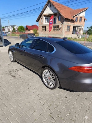 Vând Jaguar XF 2018  - imagine 2