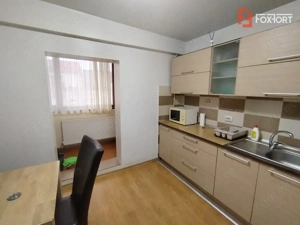 Apartament cu 3 camere de vanzare in zona Soarelui - imagine 8