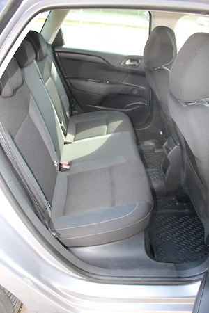 2015 Citroen C4, 1.2 PureTech Turbo, 110 CP, manuală, 156.000 km   navigație, climă 2 zone - imagine 6