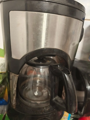 Vând 2 cafetiere Philips Senseo + cafetieră cu ibric
